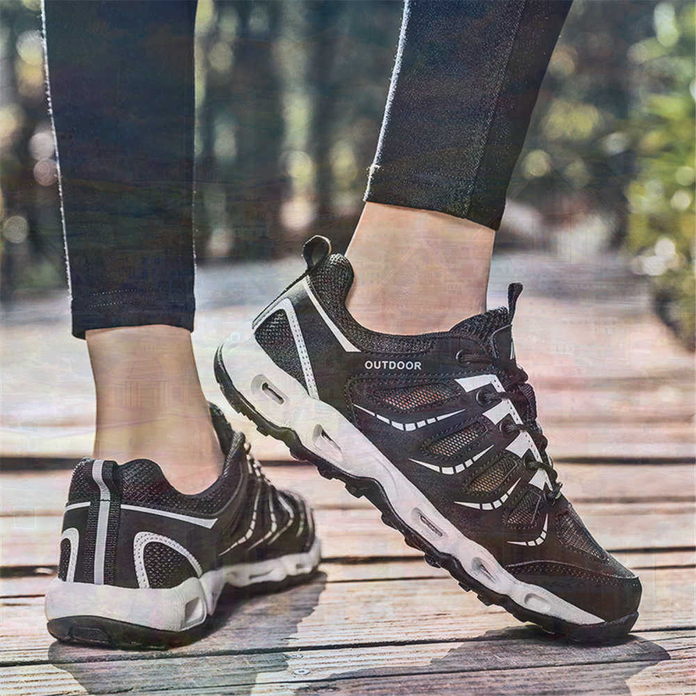Sumer Round Tip Silver Sneaker - Outdoor Sport Festival ulasan dan harga